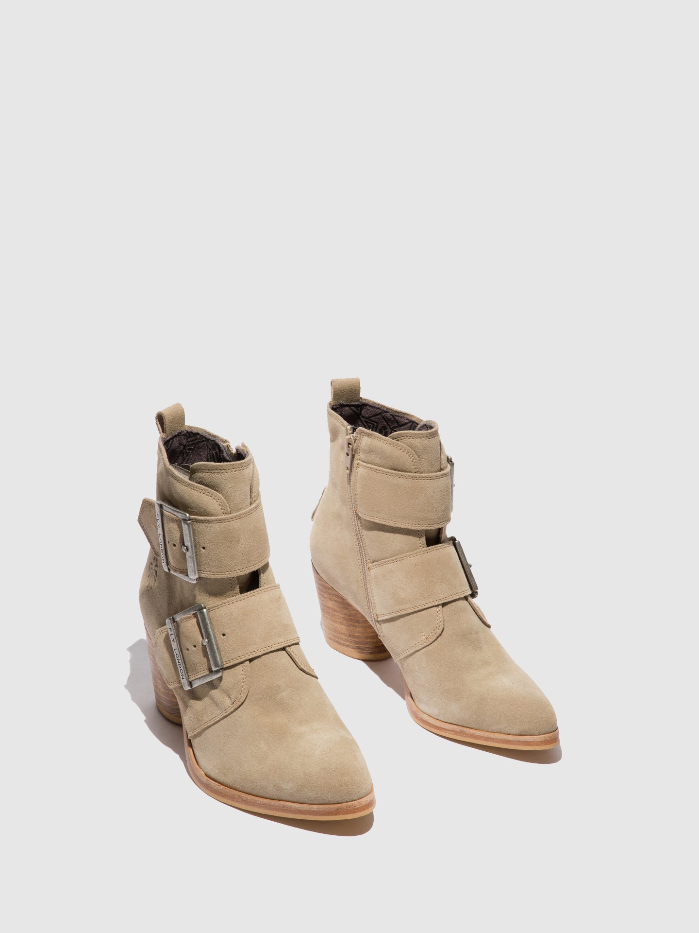 Fly London Botins com Fivela ARIA827FLY SUEDE CREME